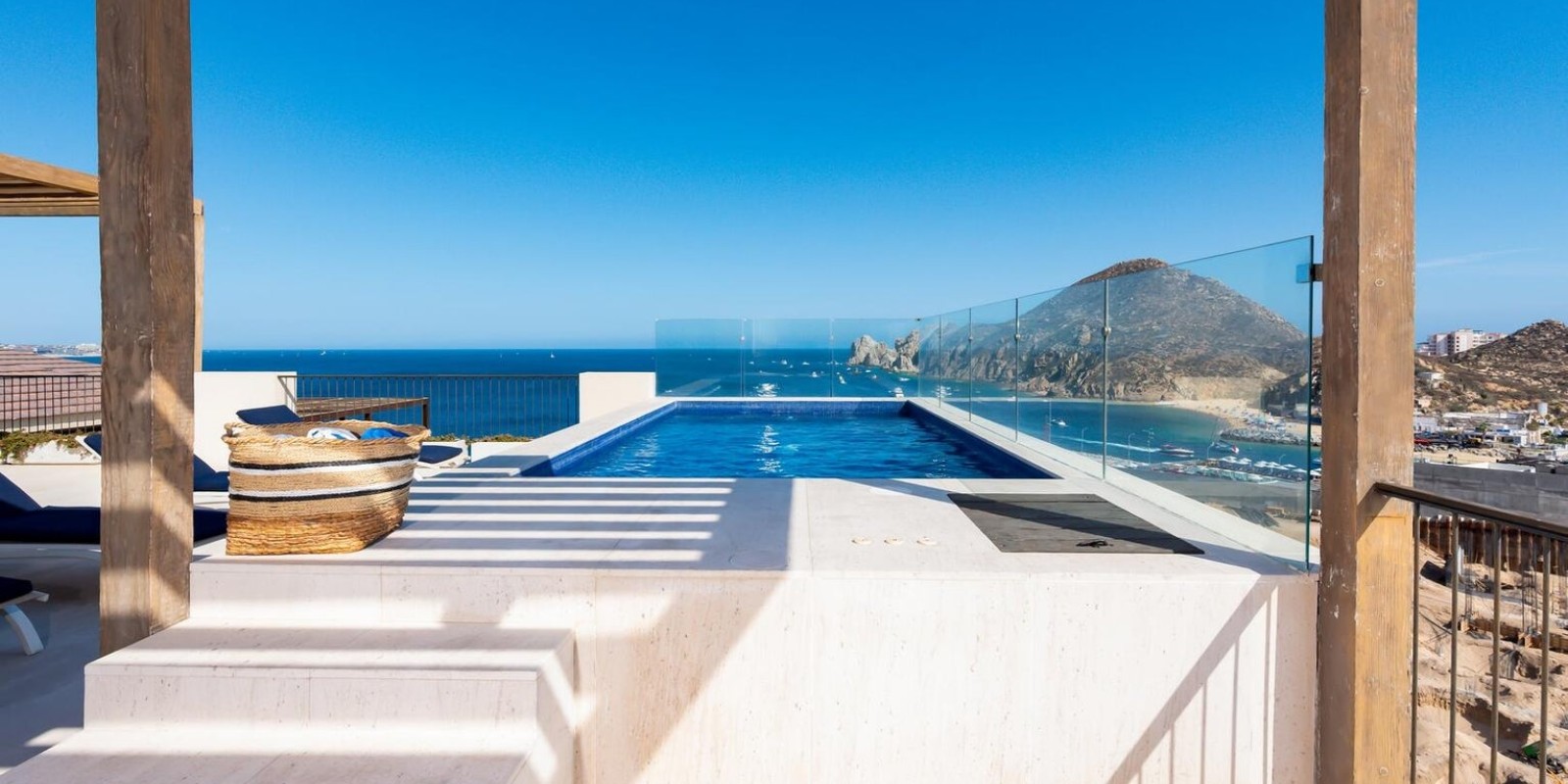 Infinity pool over the bay of Cabo San Lucas