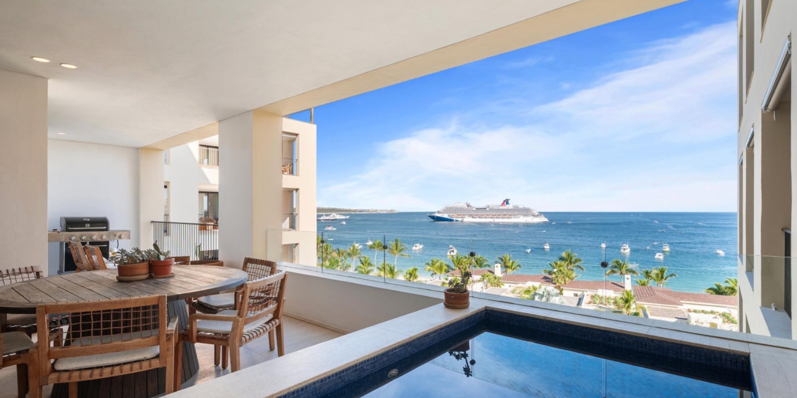 Plunge pool on a private terrace, Cabo San Lucas