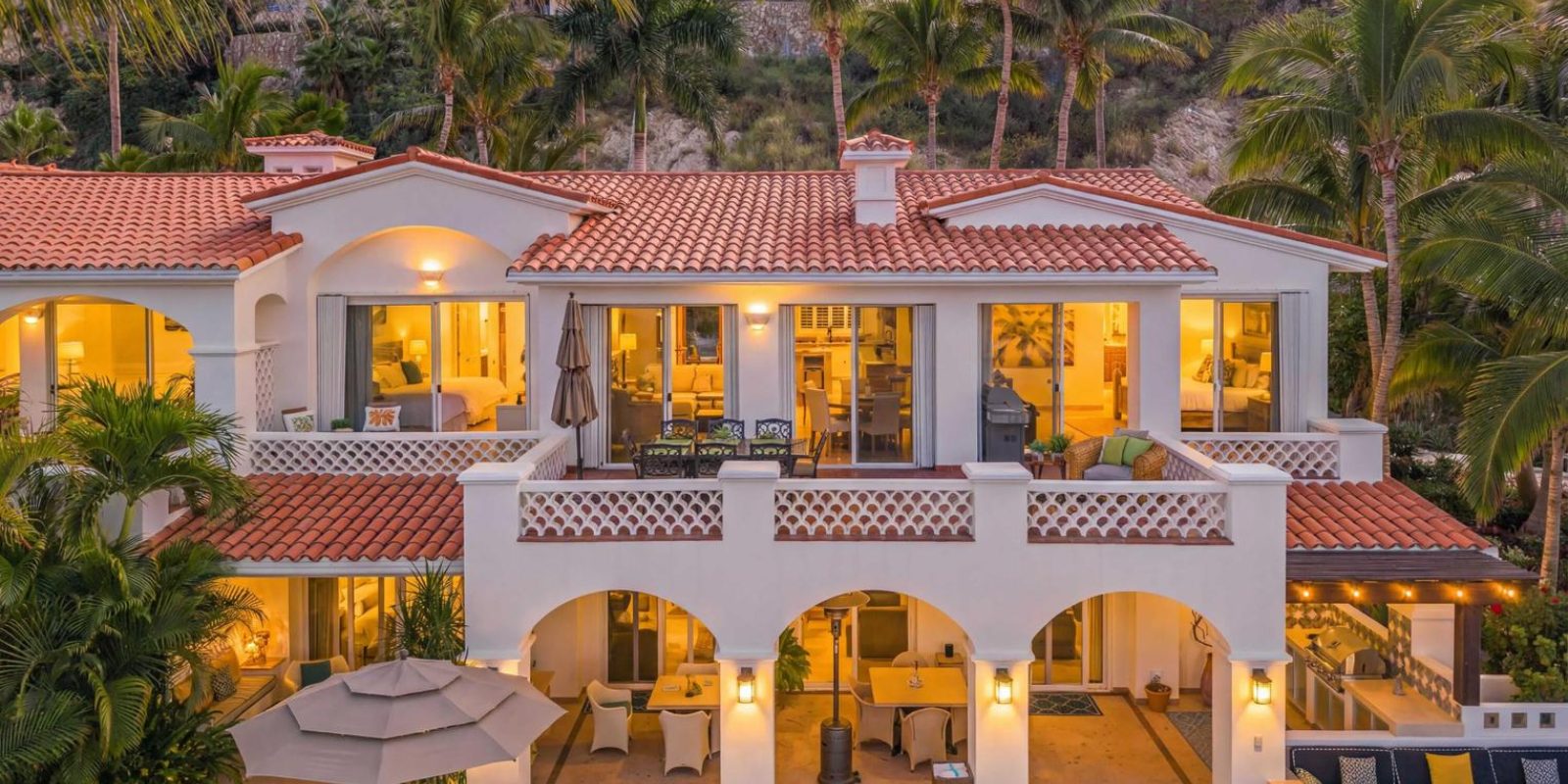 Luxury residence in Palmilla, Los Cabos, at dusk