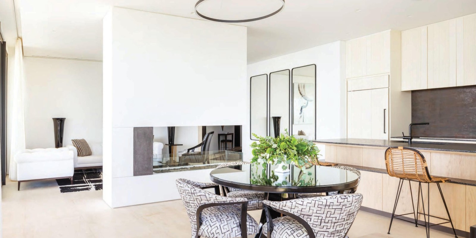 Kitchen and living area of a residence in Los Cabos