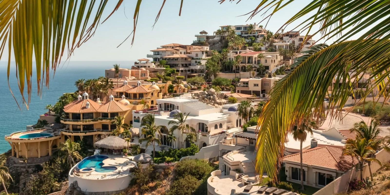 ¿Pueden los ciudadanos estadounidenses comprar propiedades en Cabo San Lucas?