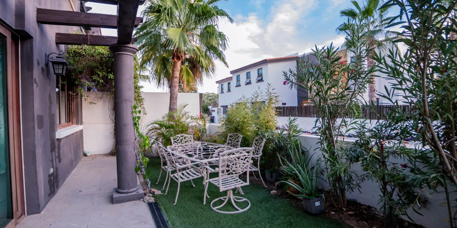 Investing in Real Estate: House or Condo in Los Cabos?